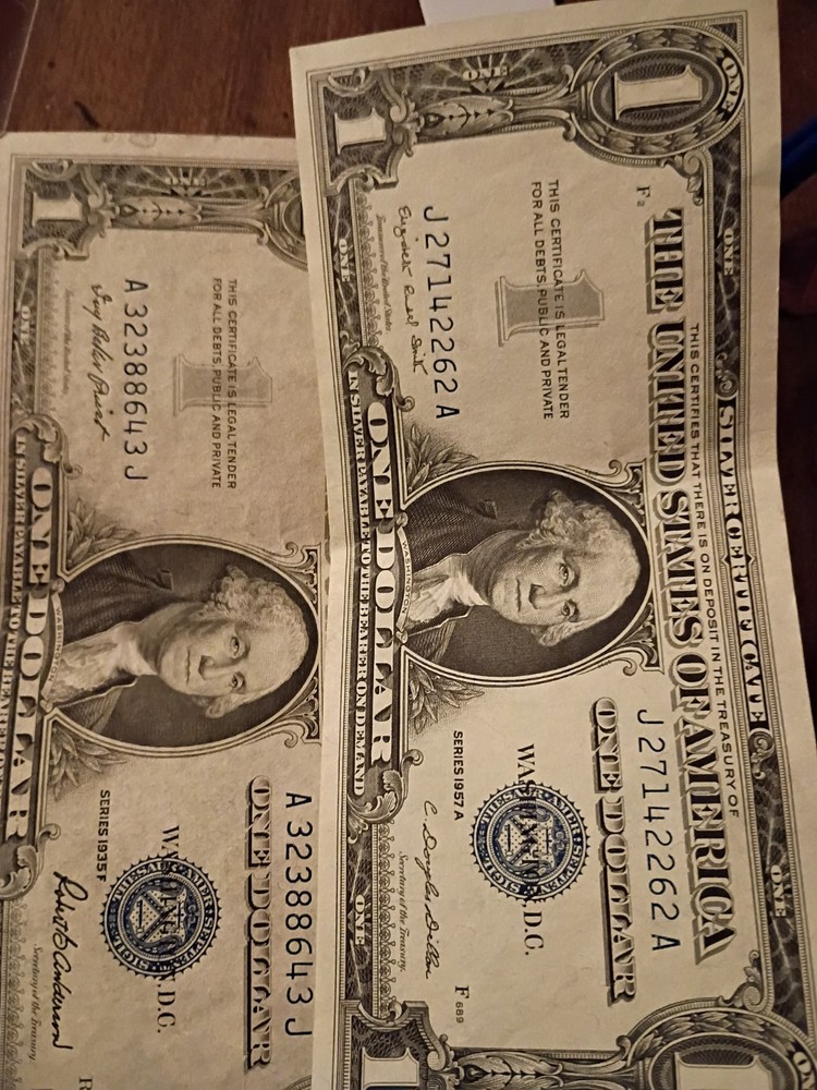 1935f And 1957A Blue Seal Uncerculated