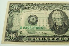 Uncirculated 1985 $20 ERROR Note (Bleed through error)