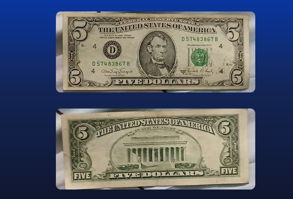 Error 5 Dollar Bill Over Ink Smudge Smear T