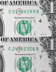 Lot of 2 US One Dollar Notes – Over-Ink Serial Number « 9 » #6812
