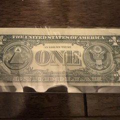 1977 $1 DOLLAR BILL ERROR NOTE ..MISALIGNED, MISPRINT, OFFSET