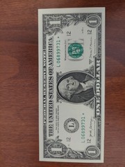 **Uncirculated 2017 *Rare *Error* Solid Starnote .(1dollar) 1 Solid /1 Hollow**