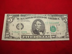SERIES 1977A $5 FEDERAL RESERVE NOTE WITH BLANK CREASES – INTERESTING BEP ERROR