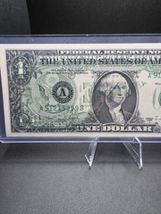 1988 US $1 Federal Reserve Note Error Partial Portrait Missing Serial A51215299B