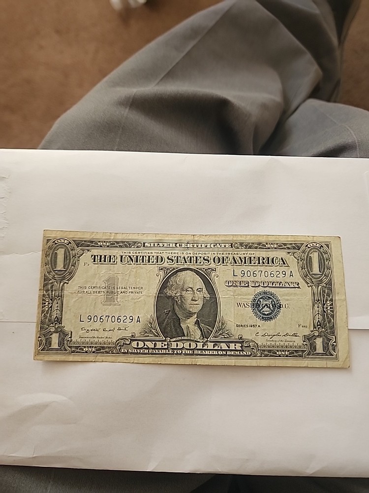 1957 One DOLLAR $1 SILVER CERTIFICATE OFF CENTER ERROR CUT Misalignment