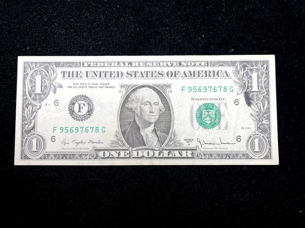 1977-A $1 FRN Ink Smear Error XF